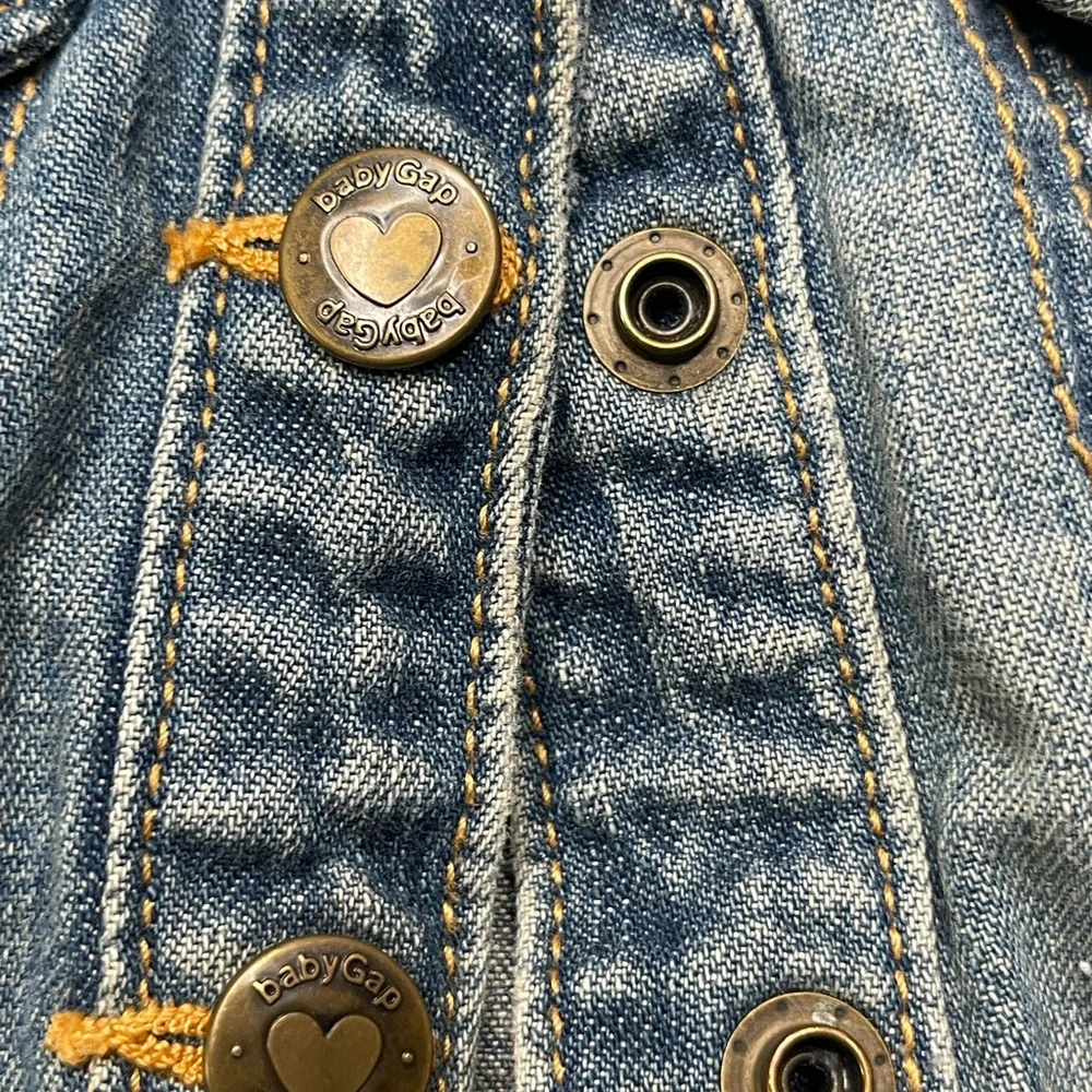 BABY GAP JEAN JACKET 12-18 Months